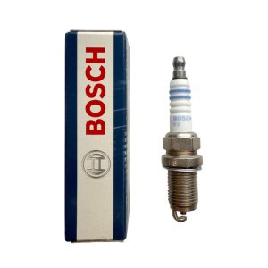 شمع خودرو بوش مدل FR7DC 8+ پایه کوتاه – بسته 4 عددی