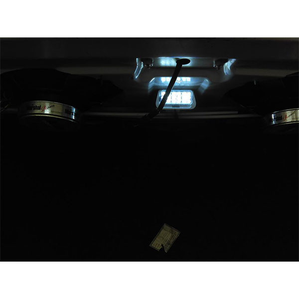چراغ صندوق خودرو تک لایت مدل AM 5964 S مناسب برای ساینا
