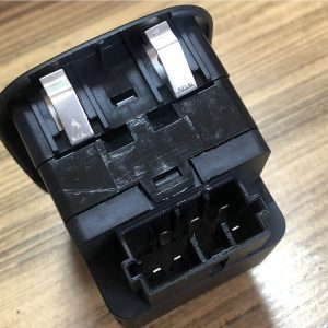 کلید شیشه بالابر پژو 206 تیپ 2 چیکال مدل K-635